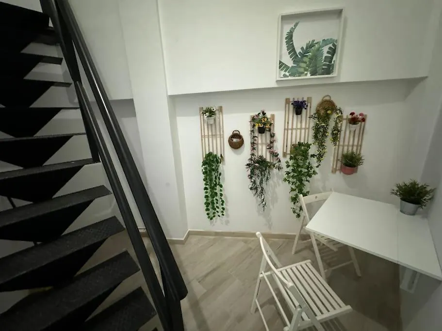 Stylish-Central Family Duplex Apartment Malaga