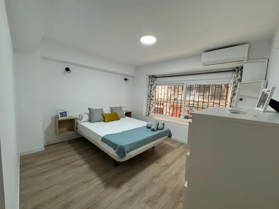 Stylish-Central Family Duplex Apartment Malaga